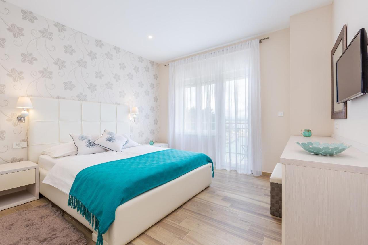 Apartments & Rooms Milcetic D มาลินสกา ภายนอก รูปภาพ