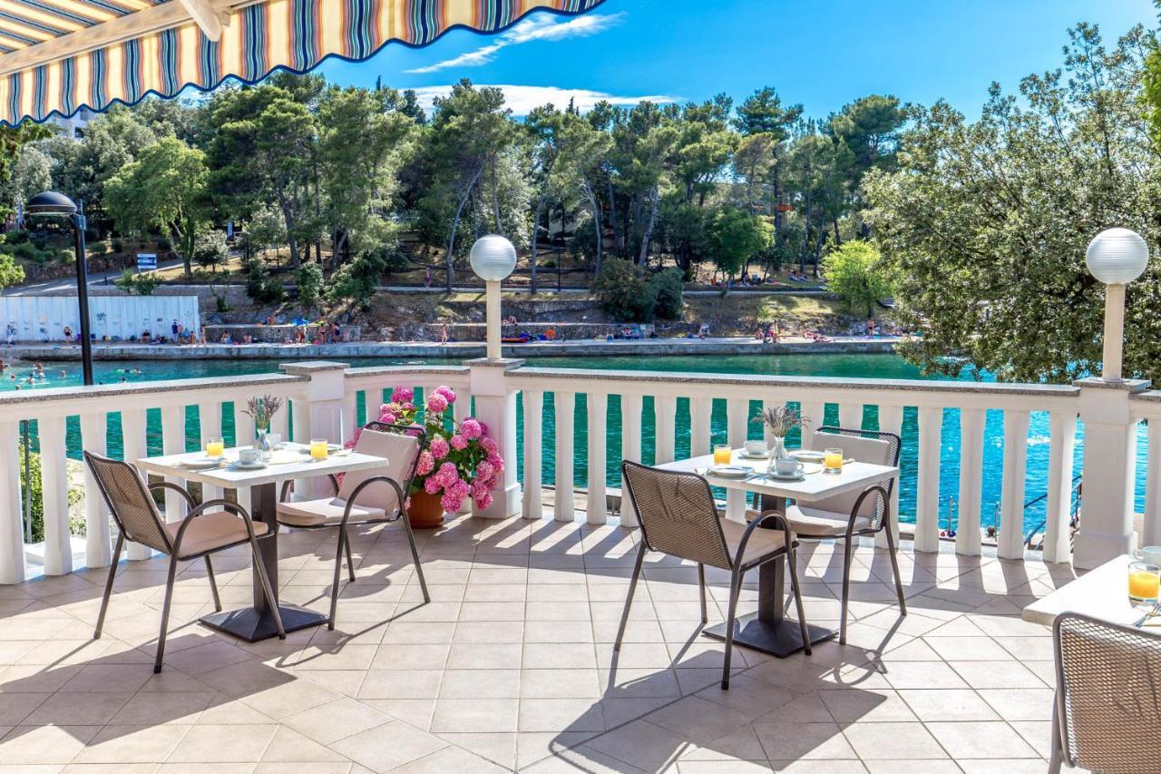 Apartments & Rooms Milcetic D มาลินสกา ภายนอก รูปภาพ