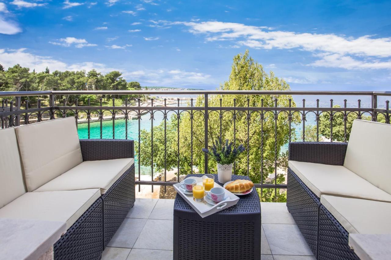 Apartments & Rooms Milcetic D มาลินสกา ภายนอก รูปภาพ
