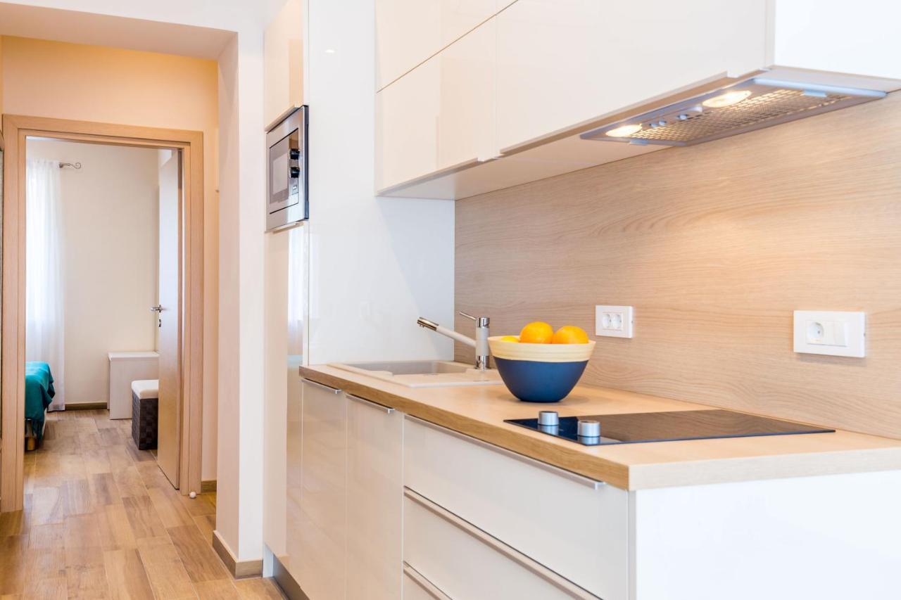 Apartments & Rooms Milcetic D มาลินสกา ภายนอก รูปภาพ