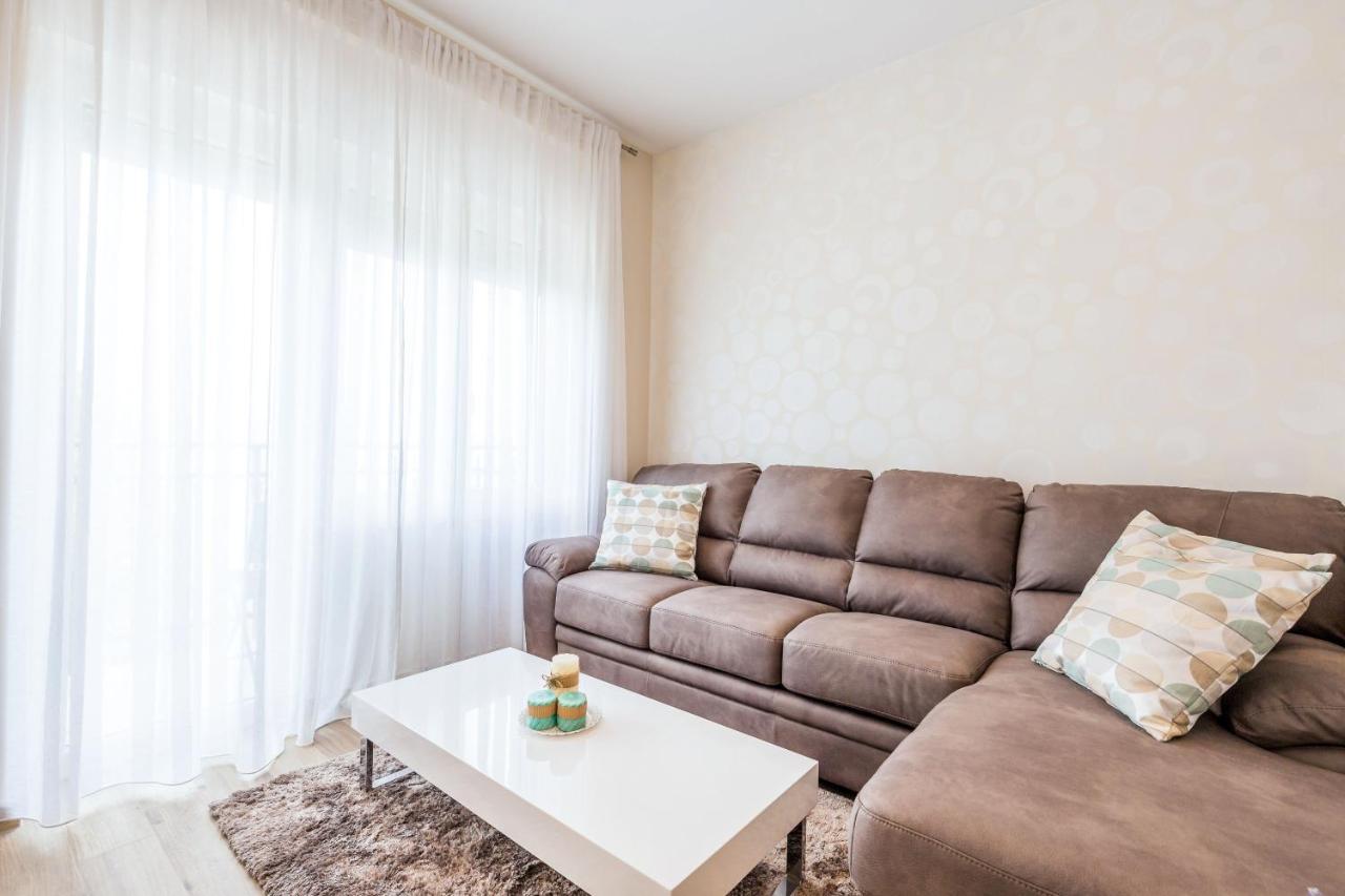 Apartments & Rooms Milcetic D มาลินสกา ภายนอก รูปภาพ